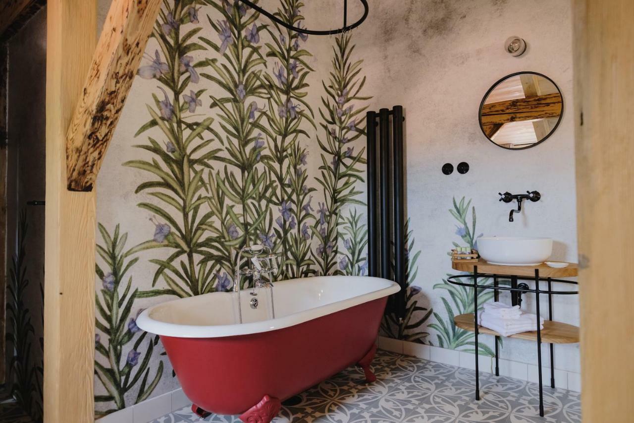 Monastery Garden Bistro & Rooms チェスキー クルムロフ エクステリア 写真
